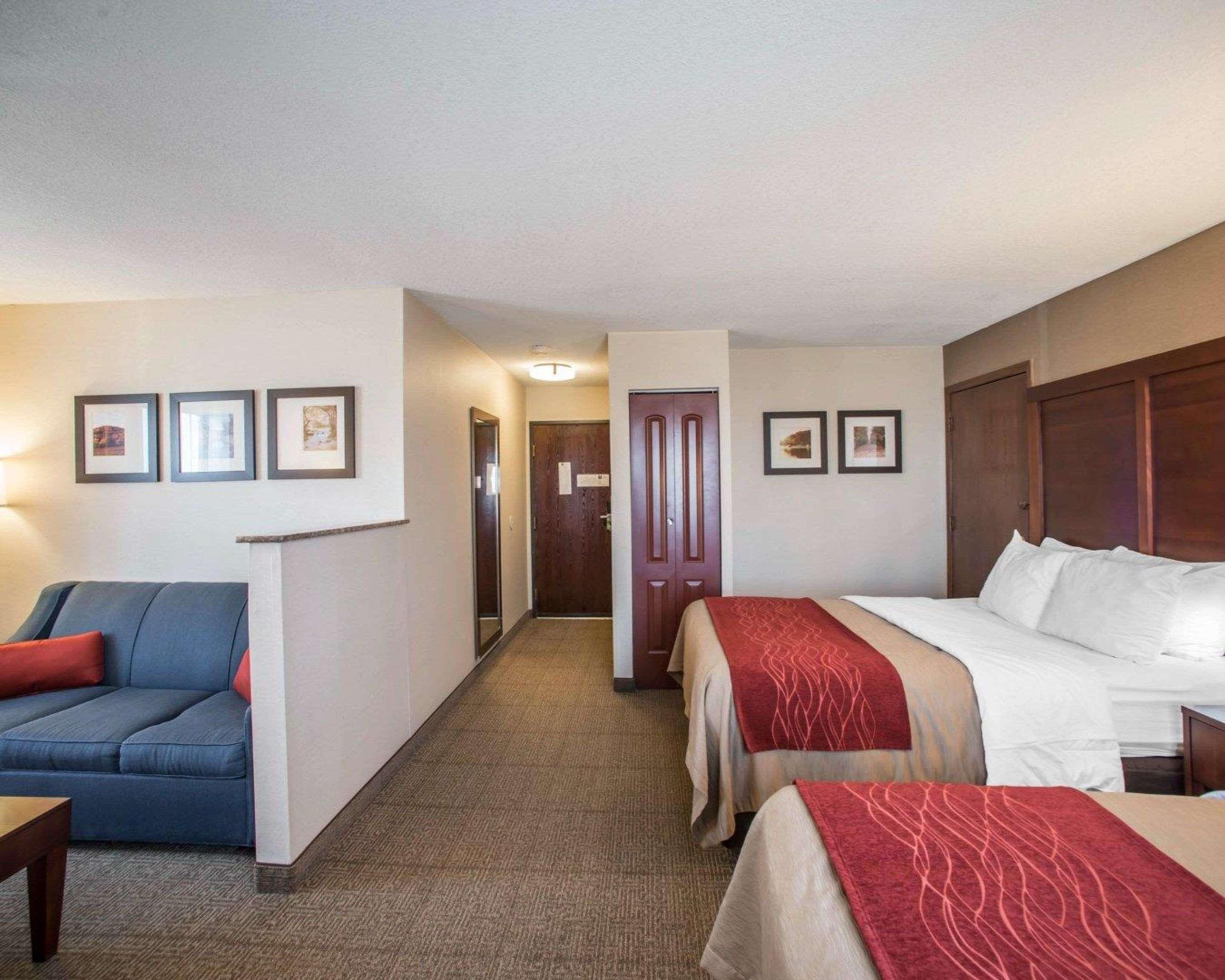 Quality Inn & Suites Boonville - Columbia Exterior photo