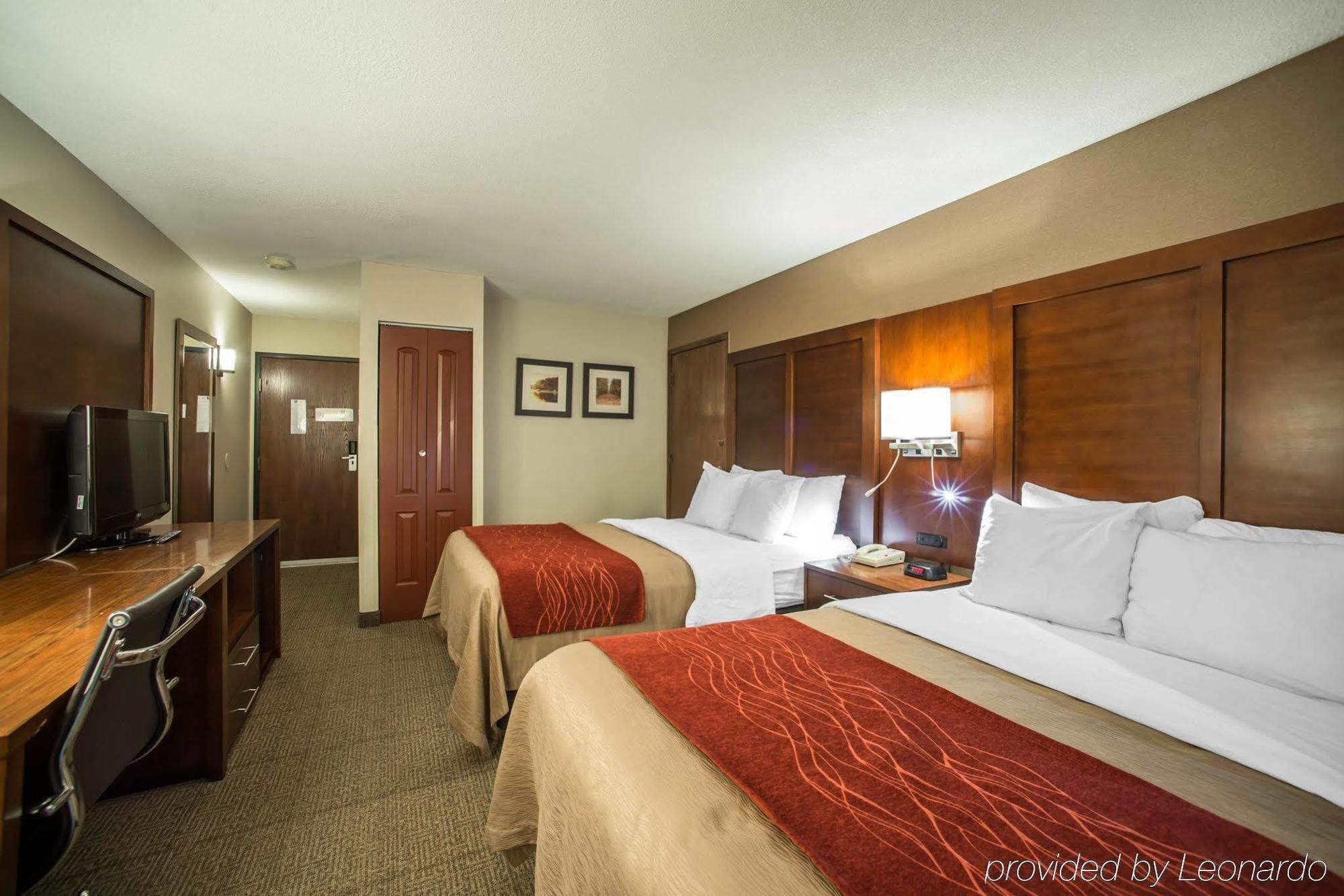Quality Inn & Suites Boonville - Columbia Exterior photo